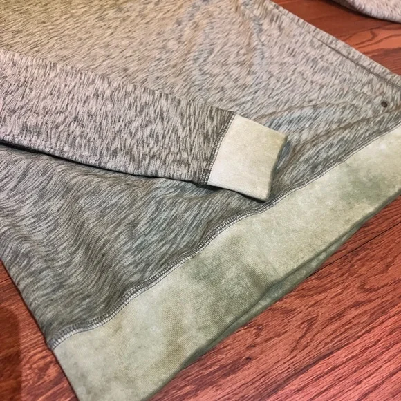 Green Patterned Long Sleeve Sweatshirt - Picture 5 of 6